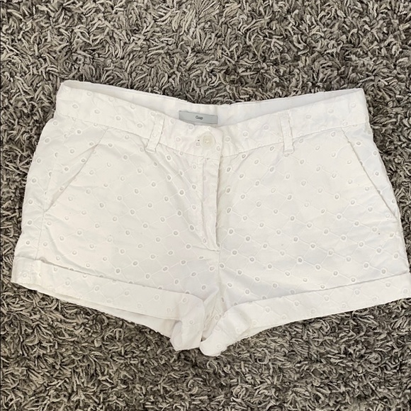 Gap white eyelit shorts size 0 - Picture 1 of 2